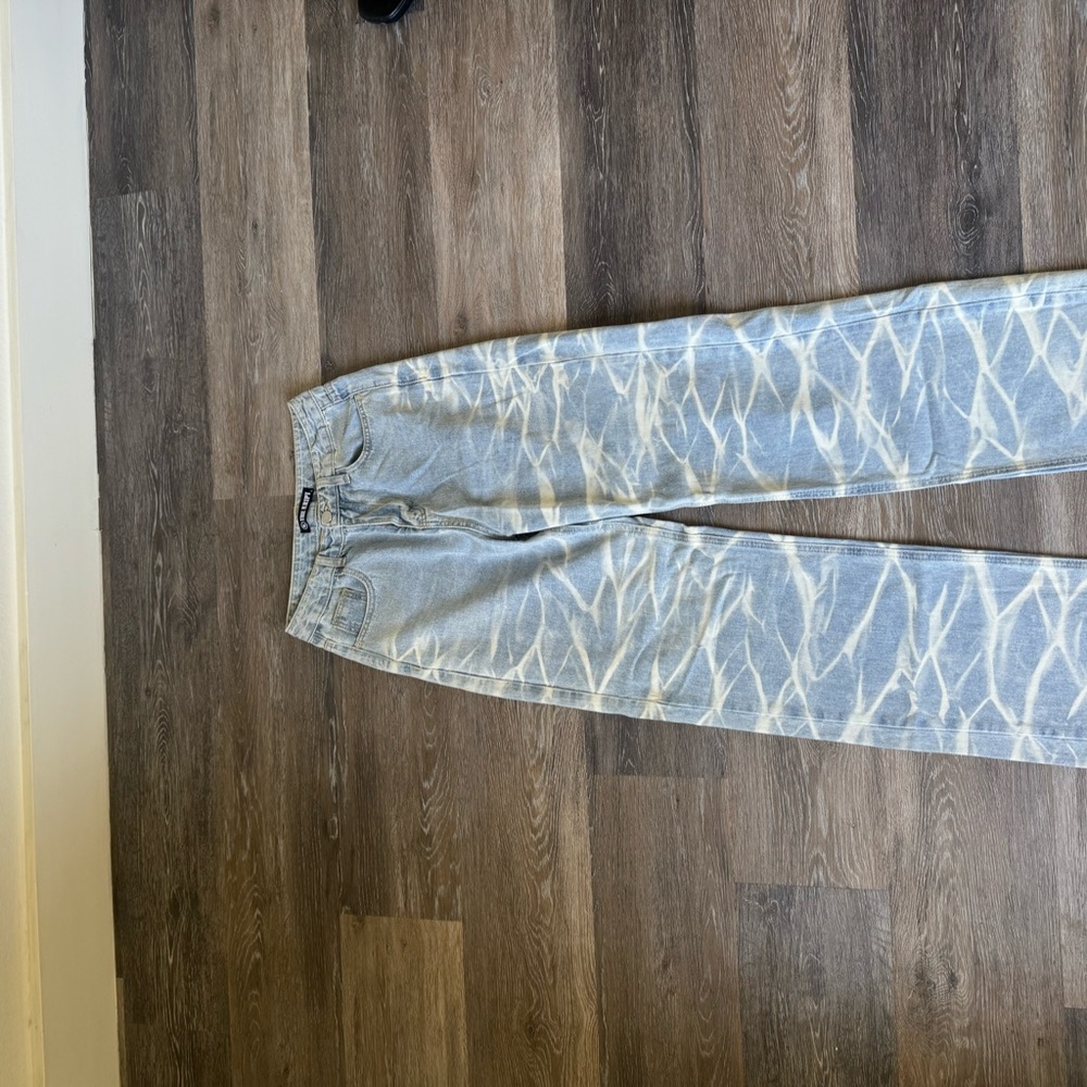 Stylish Blue Patterned Women's Jeans